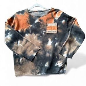 Tie-Dye Long Sleeve Sweatshirt